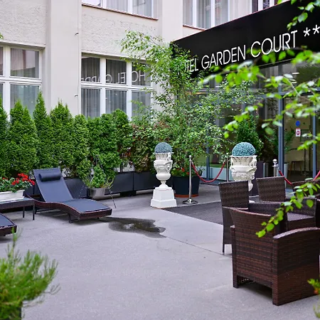 Garden Court Прага