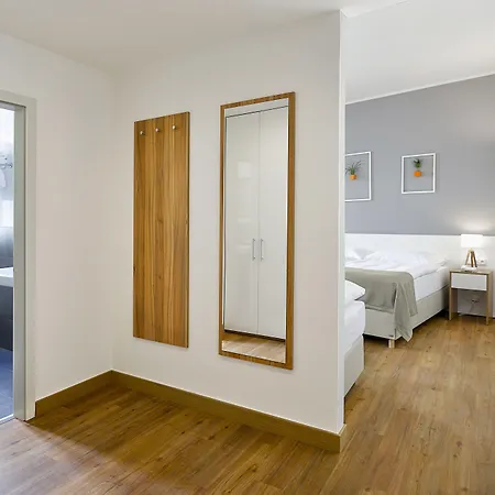 Garden Court 4* Прага