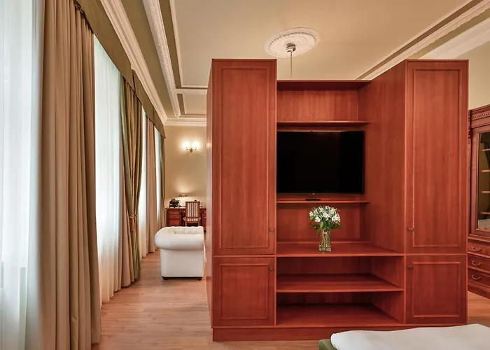 Hotell Garden Court