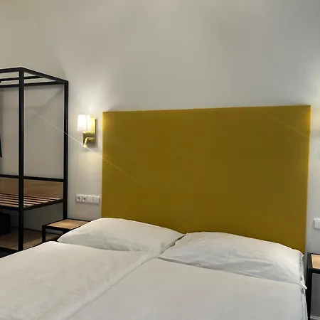Garden Court Hotel Prague