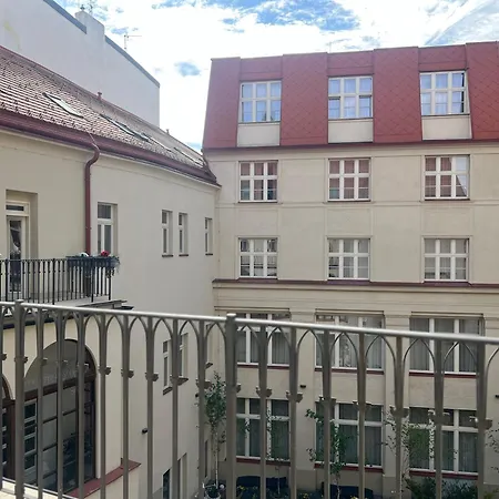Garden Court Hotel