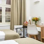 Garden Court Otel 4*