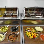 Garden Court Otel 4*
